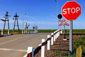 На Київщині два тижні буде закрито залізничний переїзд у Сухолісах: як об’їхати