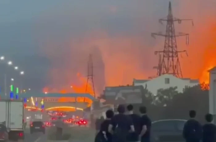 У Дагестані після вибухів спалахнув газопровід поблизу АЗС: відео масштабної пожежі