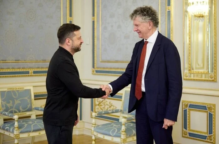 Зеленський розповів про багатомільярдний оборонний пакет від Британії