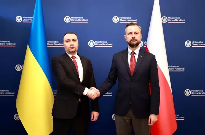 Скандал з підрозділом на честь УПА. Буданов та міністр оборони Польщі провели зустріч