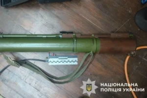 Виклик на домашній дебош закінчився криміналом: у жителя Київщини вилучено бойову гранату