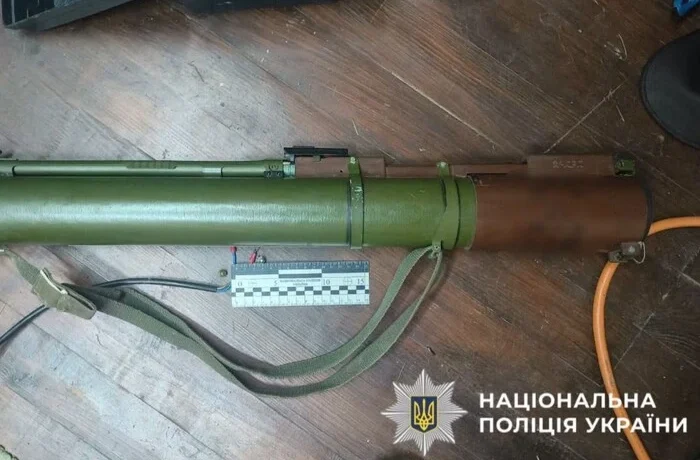 Виклик на домашній дебош закінчився криміналом: у жителя Київщини вилучено бойову гранату