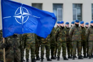 Британська розвідка: Росія може напасти на НАТО у 2030 році