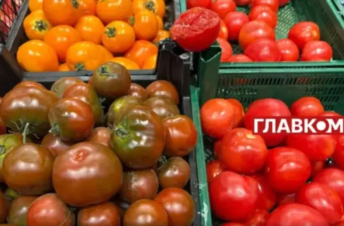 В Україні дешевшають помідори: ціни та причина