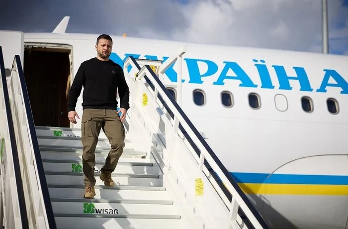 Літак Зеленського повернувся на базу до Польщі попри чутки про конфлікт через УПА
