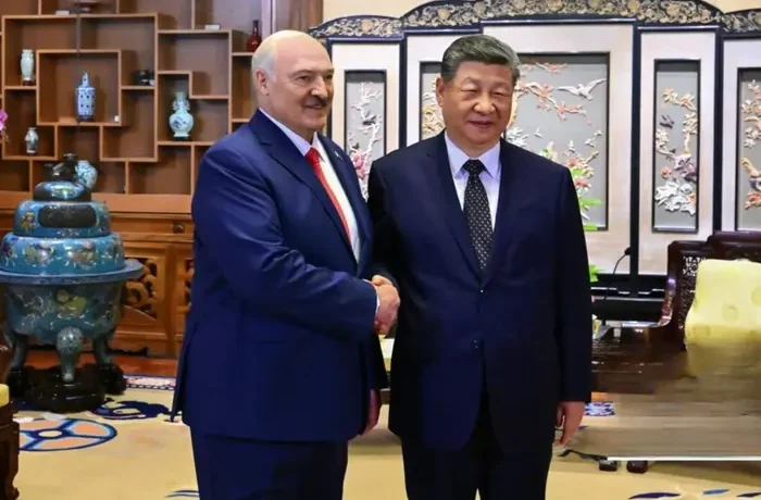 Після переговорів із Путіним Лукашенко зустрівся з лідером Китаю