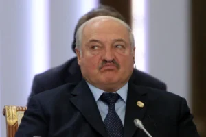 Путін послав Лукашенка. Захищати його він не буде