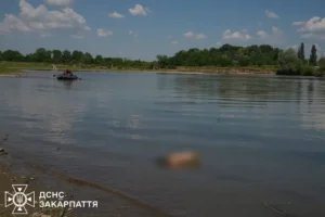 На Закарпатті у Тисі знайдено тіло хлопчика, якого шукали понад дві доби