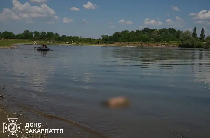На Закарпатті у Тисі знайдено тіло хлопчика, якого шукали понад дві доби