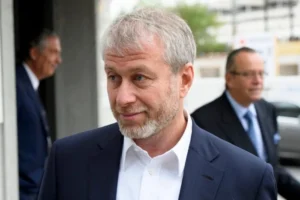 Зеленський передав послання Путіну через відомого олігарха, Financial Times дізнався його ім’я