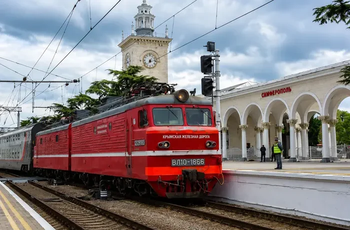 В окупованому Криму поїзди курсуватимуть лише вдень