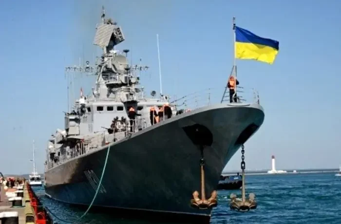 Україна повернула чотирьох моряків, яких затримав Іран в Ормузькій протоці