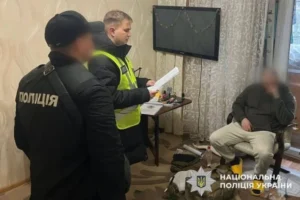 Волонтер віддав шахраю $30 тис. за неіснуючі дрони: справу передано до суду