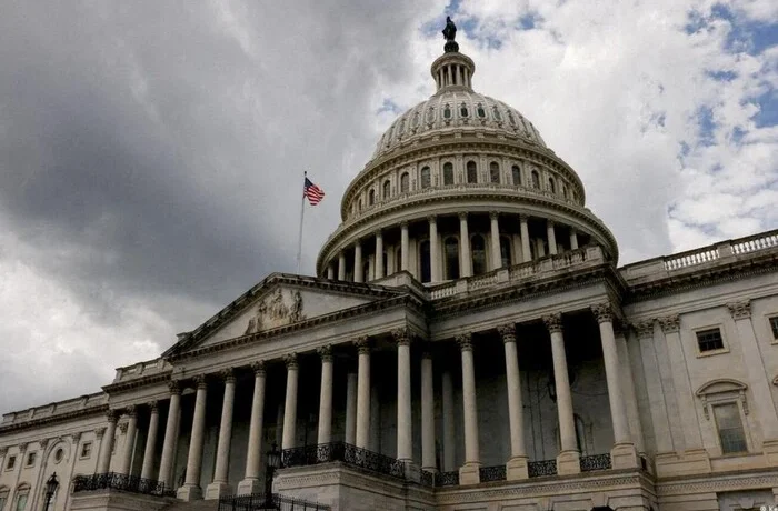 Конгрес США пішов проти Білого дому заради допомоги Україні