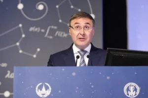 «Це не добре»: глава Міносвіти РФ поскаржився на надлишок росіян з вищою освітою