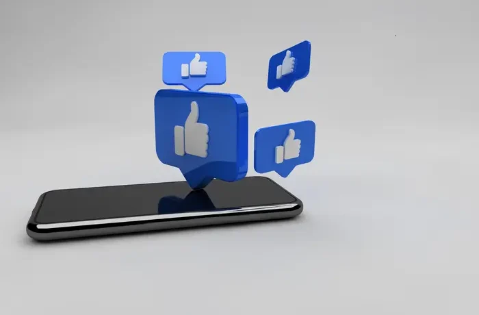 У Facebook та Instagram стався збій