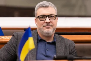 Заступник Кличка Валентин Мондриївський: Комунальники бояться працювати через… тиск правоохоронців