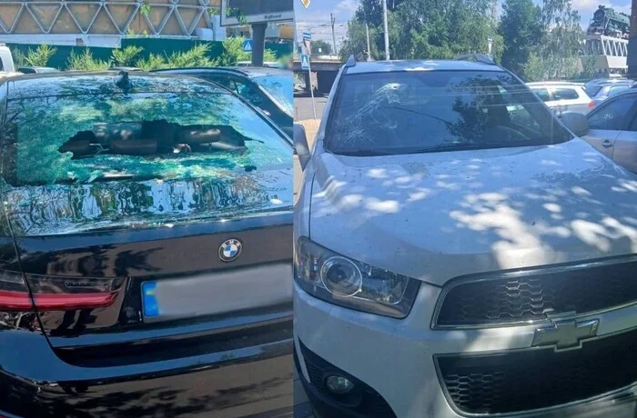 У Солом’янському районі Києва нетверезий чоловік розбив вікна п’яти іномарок (фото)