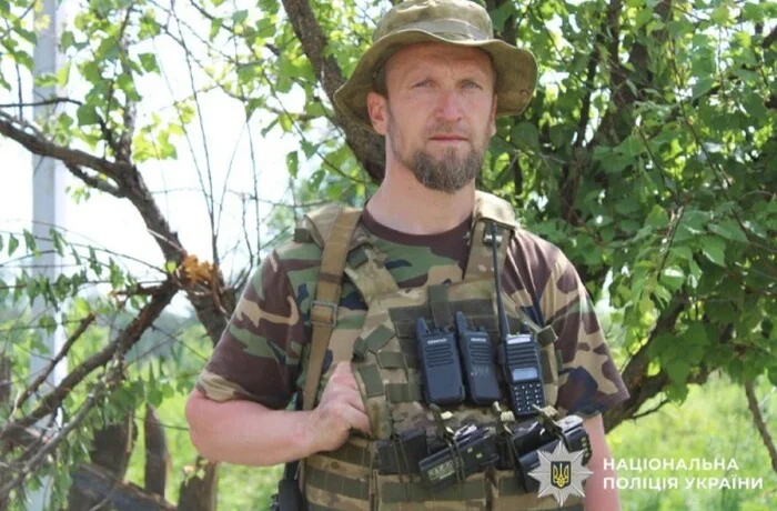 Бив молотком та імітував страту: Нацполіція повідомила про підозру чеченському окупанту (фото)