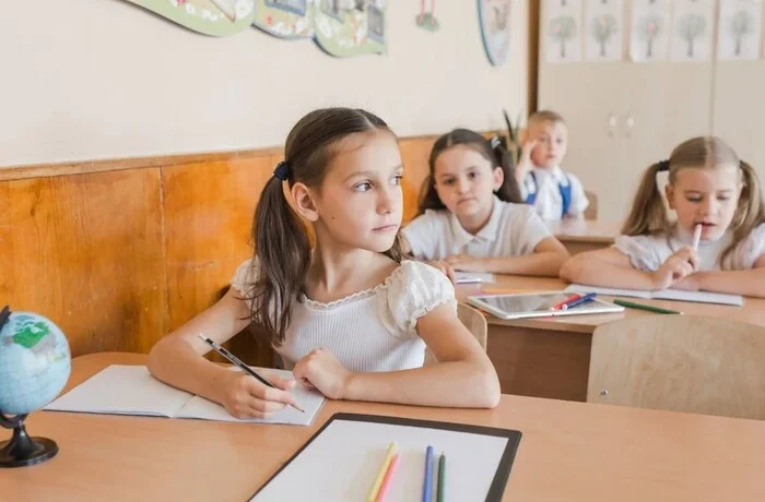 Перевести дитину в іншу школу тепер можна онлайн: як працює новий сервіс у Києві