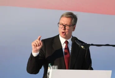 Президент Сербії оголосив про свою відставку