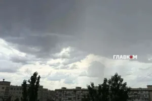 Грози, шквали та град: синоптики повідомили, які області накриє негода 7 червня