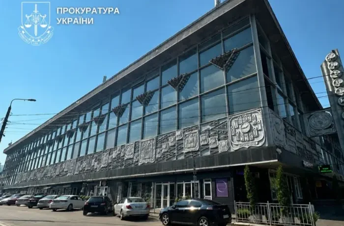 Долю Житнього ринку вирішить суд: прокуратура вимагає захистити пам’ятку