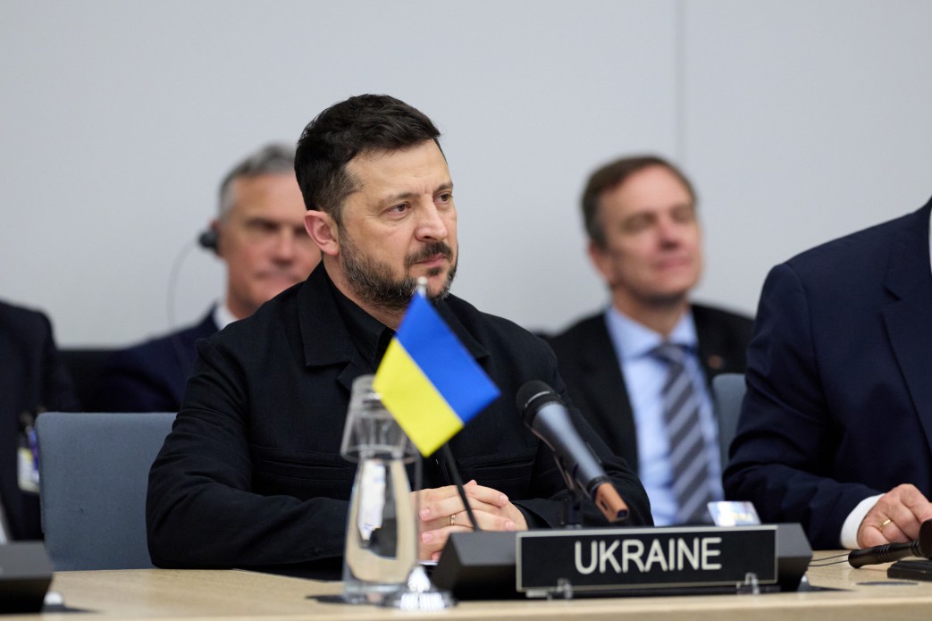 Зеленський заявив, що Путін слабшає, ціна нафти Brent впала до мінімуму: головне за ніч 19 червня фото 2