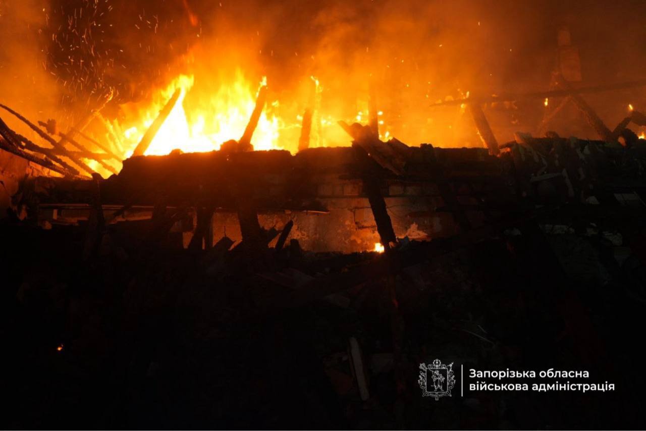 Запорізька область зазнала майже 900 російських ударів за добу фото 1