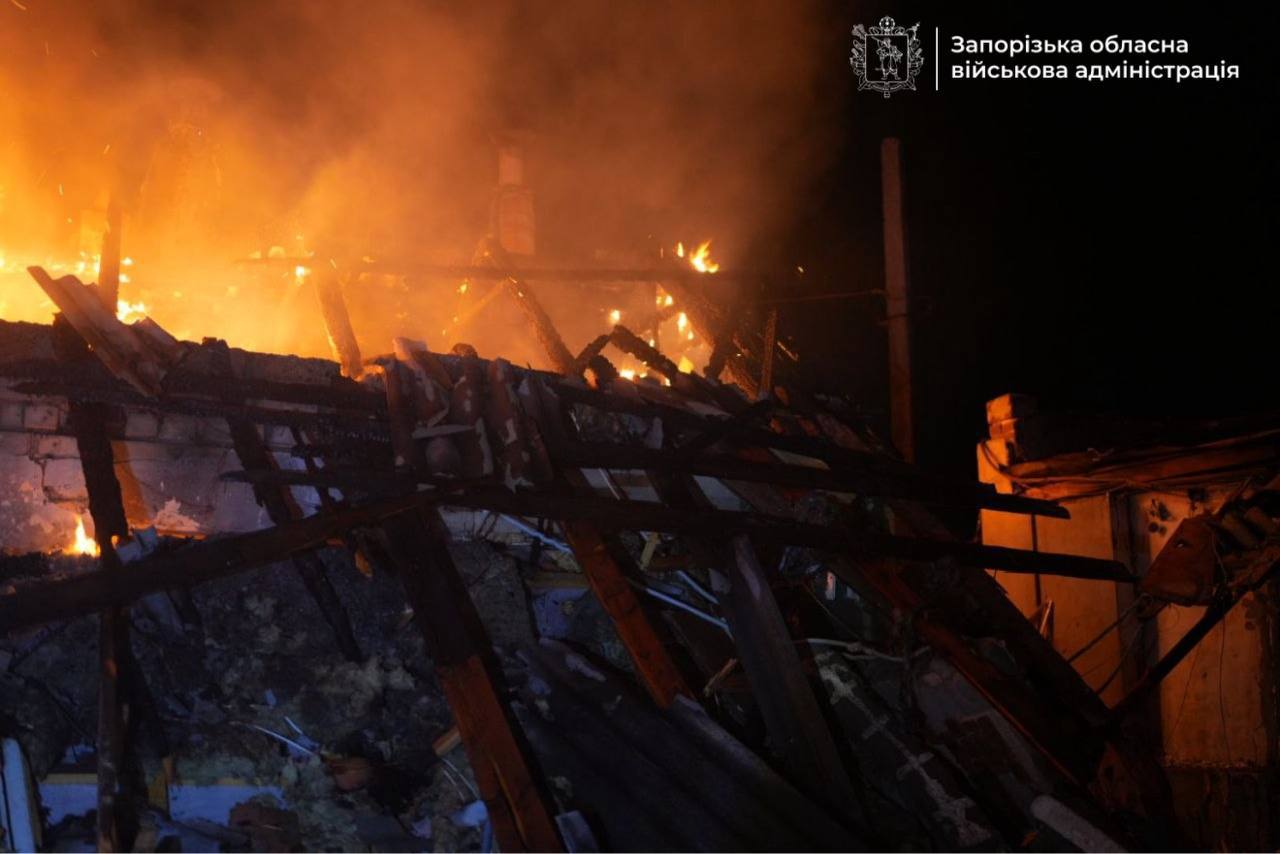 Запорізька область зазнала майже 900 російських ударів за добу фото 2