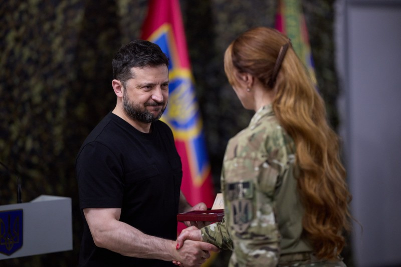 Зеленський відзначив держнагородами бійців спецпідрозділу СБУ «Альфа» фото 1