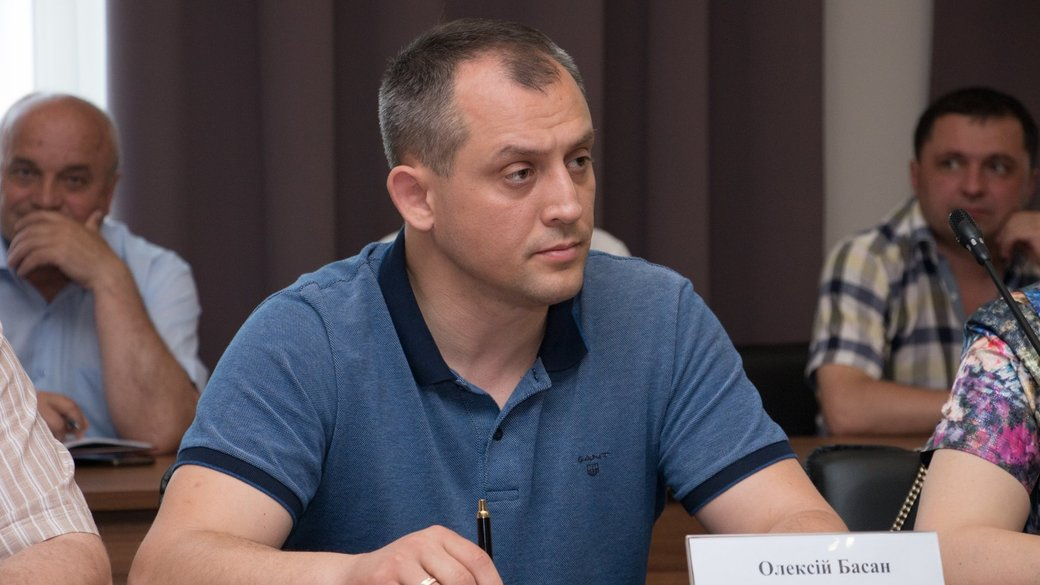 У березні Басан отримав підозру в легалізації (відмиванні) майна, одержаного злочинним шляхом, та декларуванні недостовірної інформації