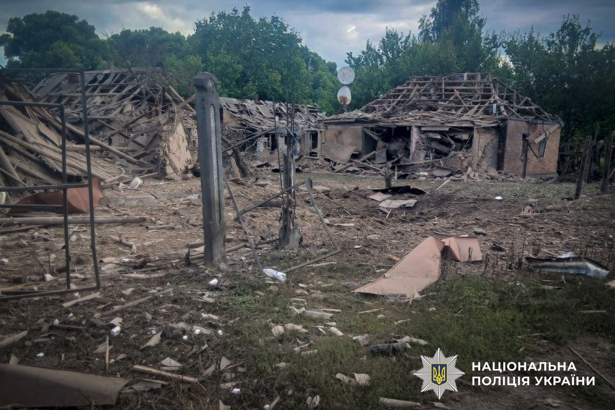 Обстріл Сумщини: двоє людей загинули, дев’ятеро травмовані (фото) фото 1