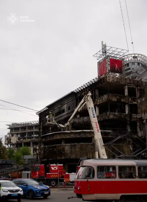 Генсек НАТО побачив наслідки російських ударів по столиці фото 4