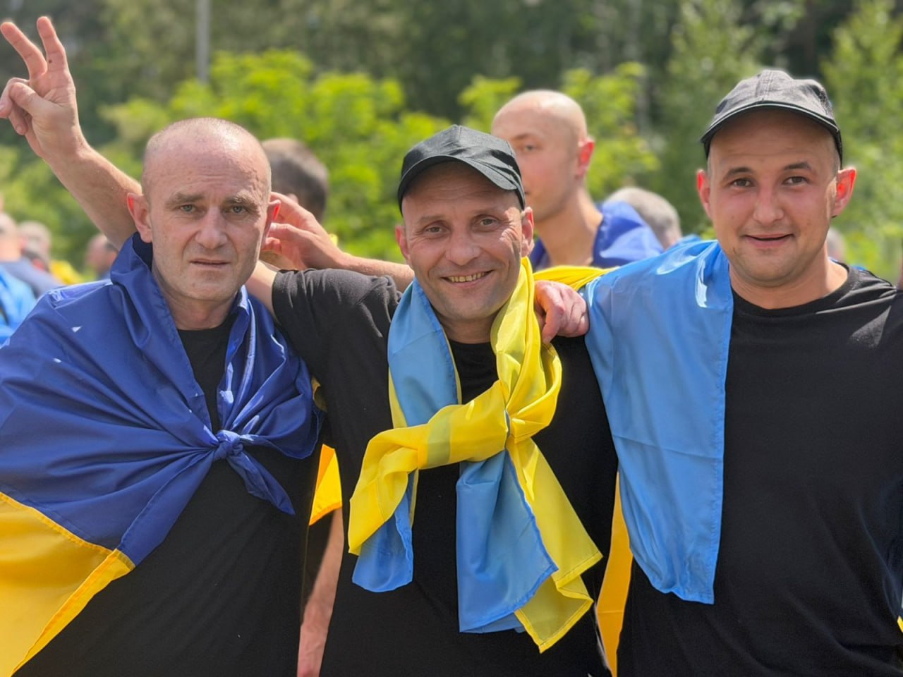Україна повернула з російського полону ще 185 захисників фото 1