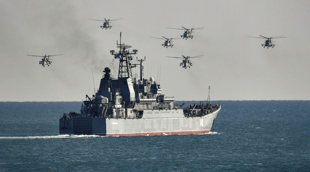 Ліквідацію десантного корабля «Новочеркаськ» особливо відмітив президент Володимир Зеленський