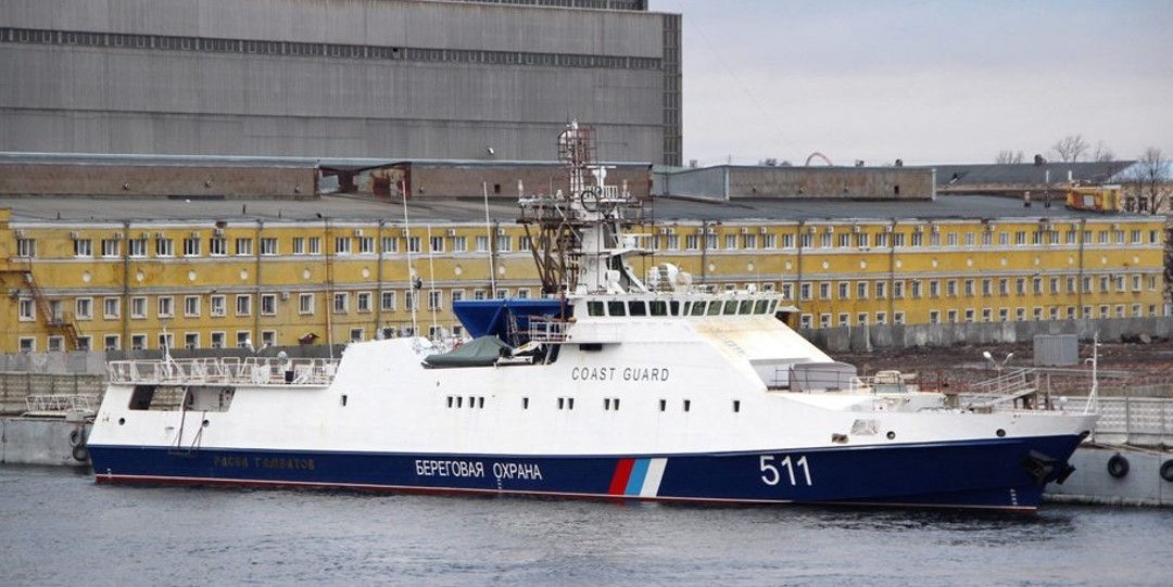Уражений в Каспійському морі патрульний корабель «Расул Гамзатов» був оснащений надсучасною протитанковою системою та мав злітний майданчик для морських вертольотів