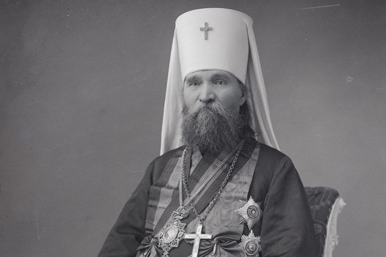 Після взяття Києва більшовицькими бандами Михайла Муравйова було зруйновано Лавру та розстріляно Митрополита Київського і Галицького Володимира