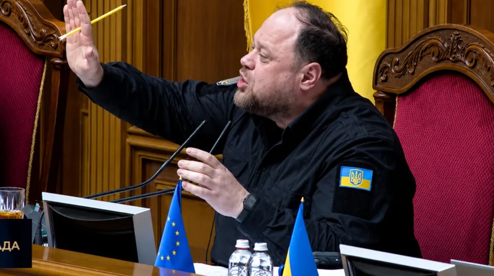 Спікер Верховної Ради Руслан Стефанчук 10 червня посварився з депутатами від «ЄС» і звинуватив їх в непідтримці євроінтеграційних законів