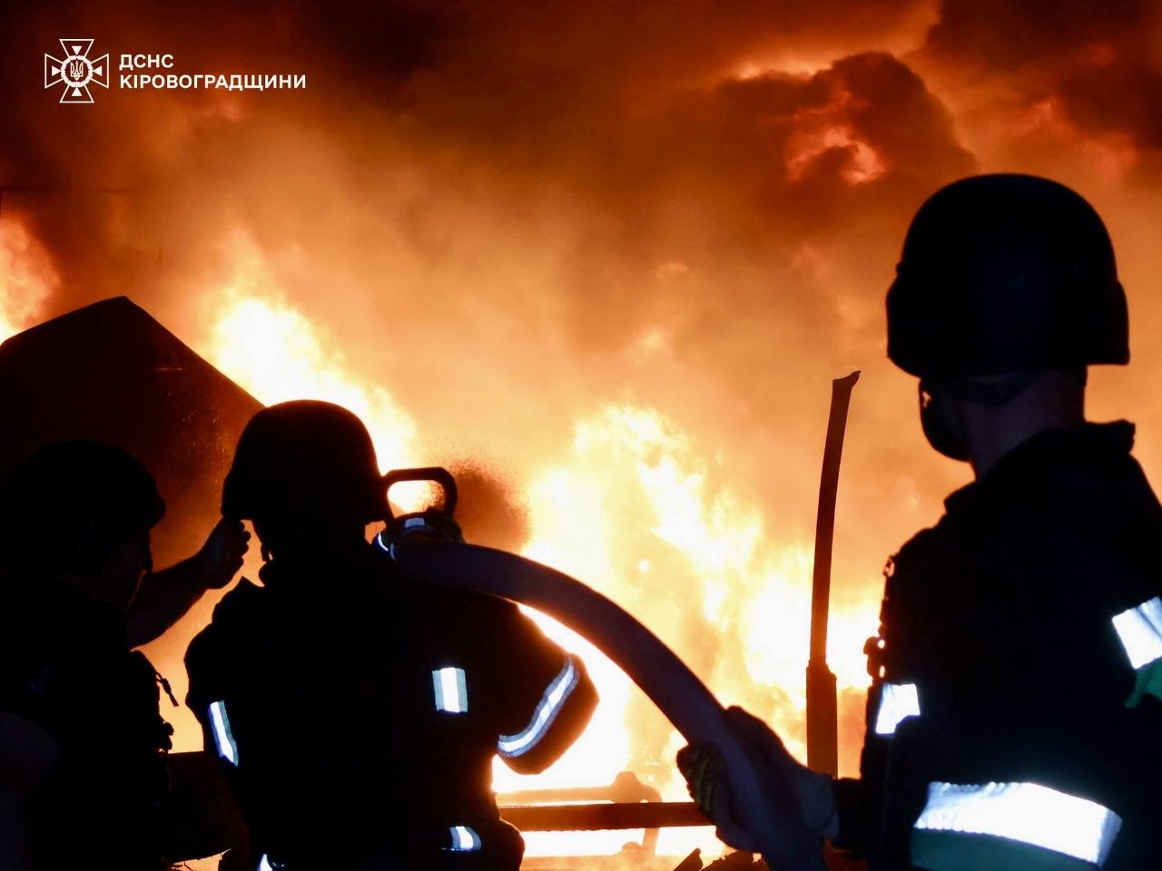 Росія вдарила по об’єкту інфраструктури у Кропивницькому фото 1