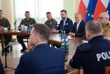 Туск заявив, що Польща була готова збити російську ракету