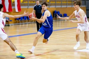 Збірна України з баскетболу U-18 зазнала третьої поразки на Чемпіонаті Європи