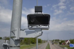 Нардепи пропонують спростити водіям сплату штрафів за «чужі» авто: деталі законопроєкту