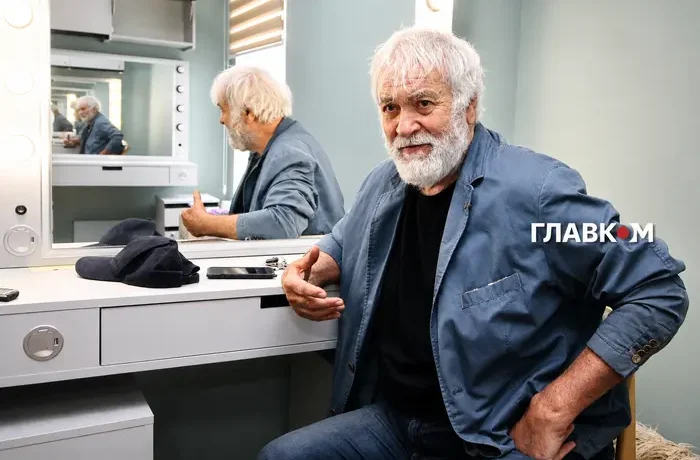 Анатолій Хостікоєв: Кінь навалив купу на сцені, коли у залі сиділа Юлія Тимошенко