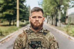 Генштаб пояснив, за що отримав догану командир «Вовків Да Вінчі»