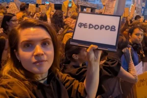 «Підписав тільки Железняк». Безугла розказала, як розлякала депутатів своїм листом