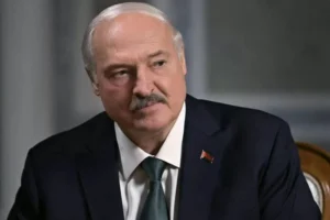 «Автомат і на кордон з Україною»: Лукашенко вдався до погроз чиновникам