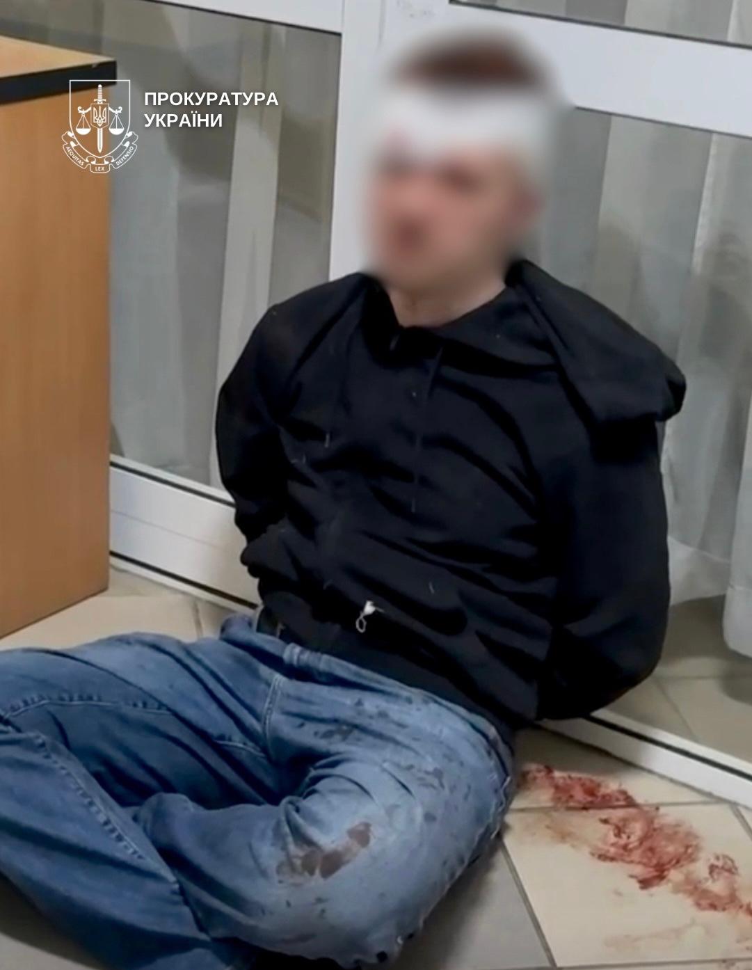 Поліція повідомила про підозру киянину, який завдав 17 ножових ударів лікарці ВЛК фото 1