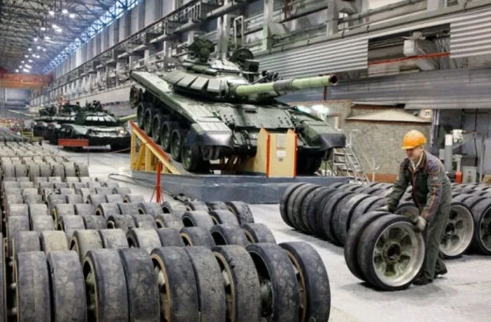 Україна запровадила санкції проти постачальників обладнання для російського ВПК: хто в переліку