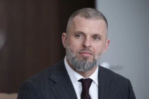 Бідний прокоментував ініціативу щодо призупинення фінансування МОК з боку ЄС